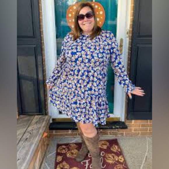 NWT LuLaRoe 2XL Annabelle Ruffle Tiered Dress Floral on Blue - Picture 1 of 5
